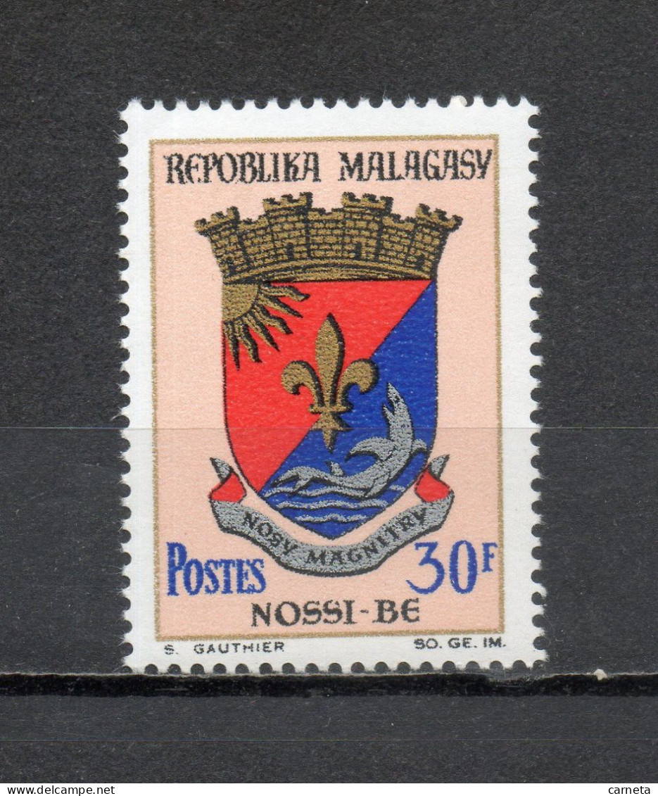 MADAGASCAR   N° 439     NEUF SANS CHARNIERE  COTE  0.80€     ARMOIRIE - Madagascar (1960-...)