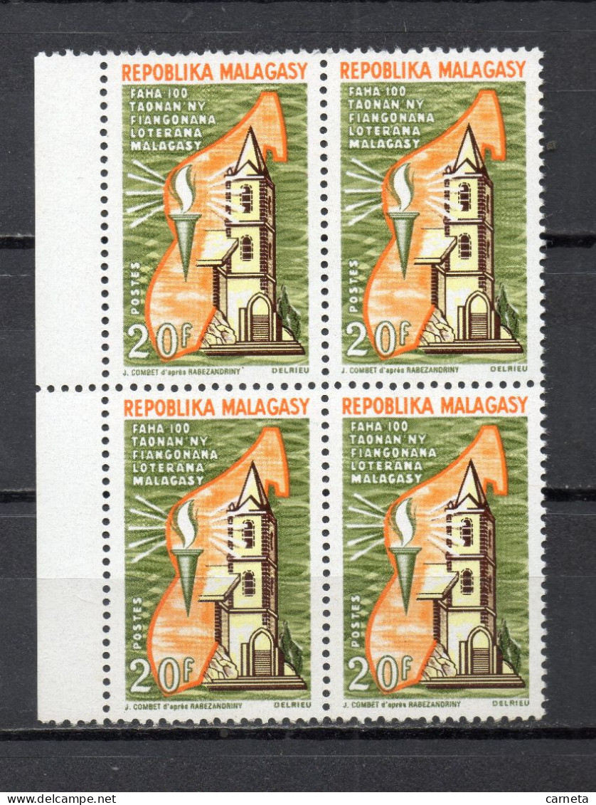 MADAGASCAR   N° 441  BLOC DE QUATRE TIMBRES    NEUF SANS CHARNIERE  COTE  3.20€    EGLISE RELIGION - Madagascar (1960-...)