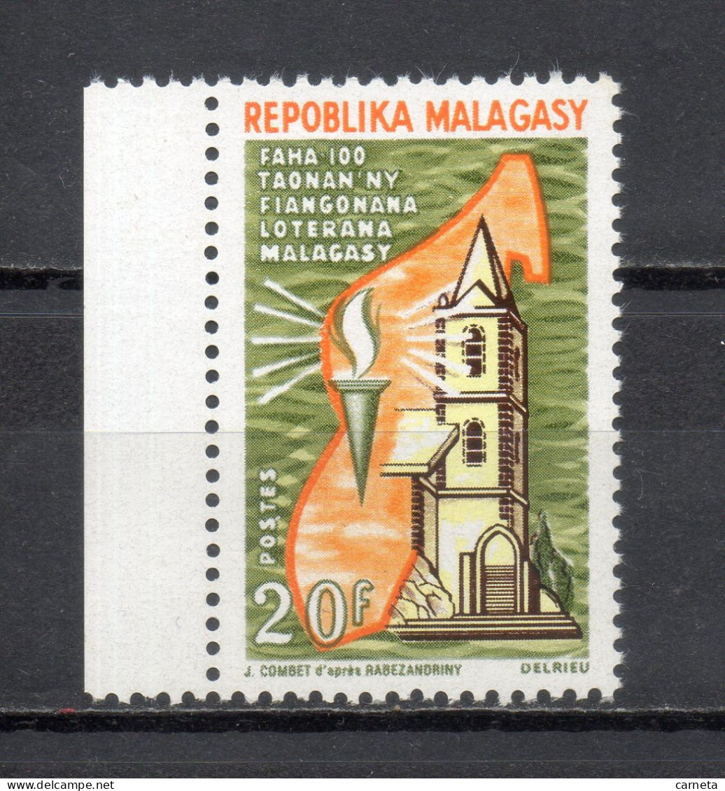 MADAGASCAR   N° 441     NEUF SANS CHARNIERE  COTE  0.80€    EGLISE RELIGION - Madagascar (1960-...)