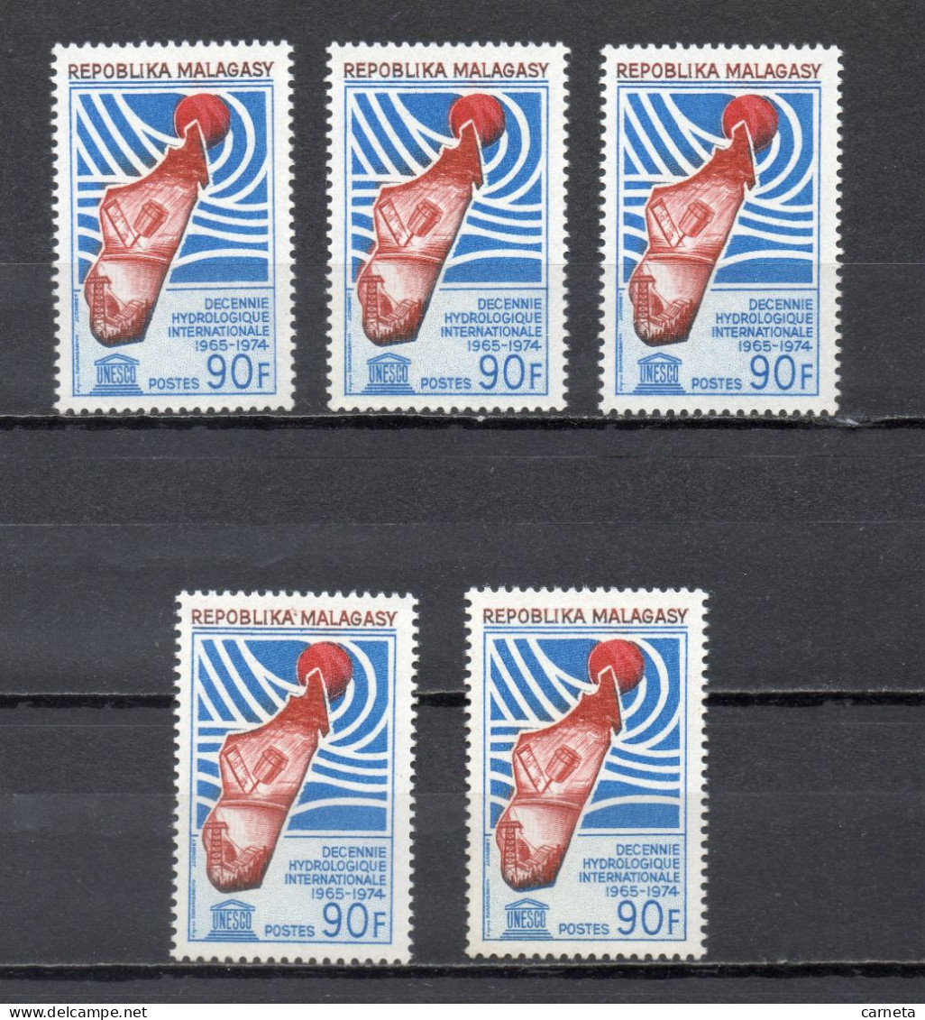 MADAGASCAR   N° 442  CINQ TIMBRES   NEUF SANS CHARNIERE  COTE  8.50€   HYDROLOGIE UNESCO - Madagascar (1960-...)