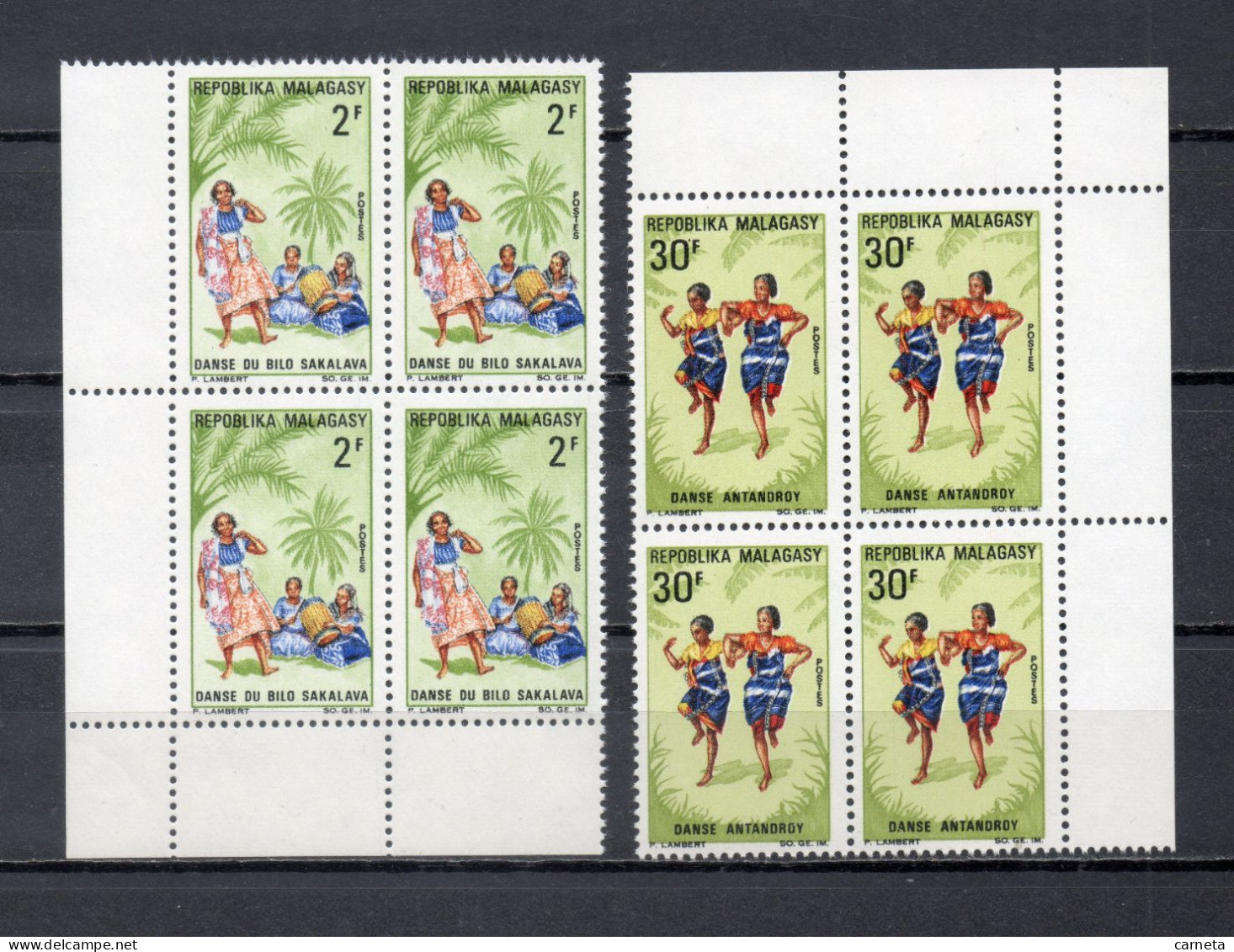 MADAGASCAR   N° 443 + 444  BLOCS DE QUATRE TIMBRES  NEUFS SANS CHARNIERE  COTE 6.00€   DANSE - Madagascar (1960-...)