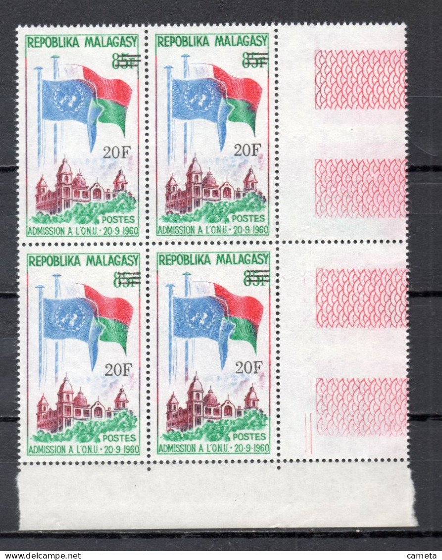 MADAGASCAR   N° 447   BLOC DE QUATRE TIMBRES    NEUF SANS CHARNIERE  COTE  4.00€   NATIONS UNIES DRAPEAUX - Madagascar (1960-...)