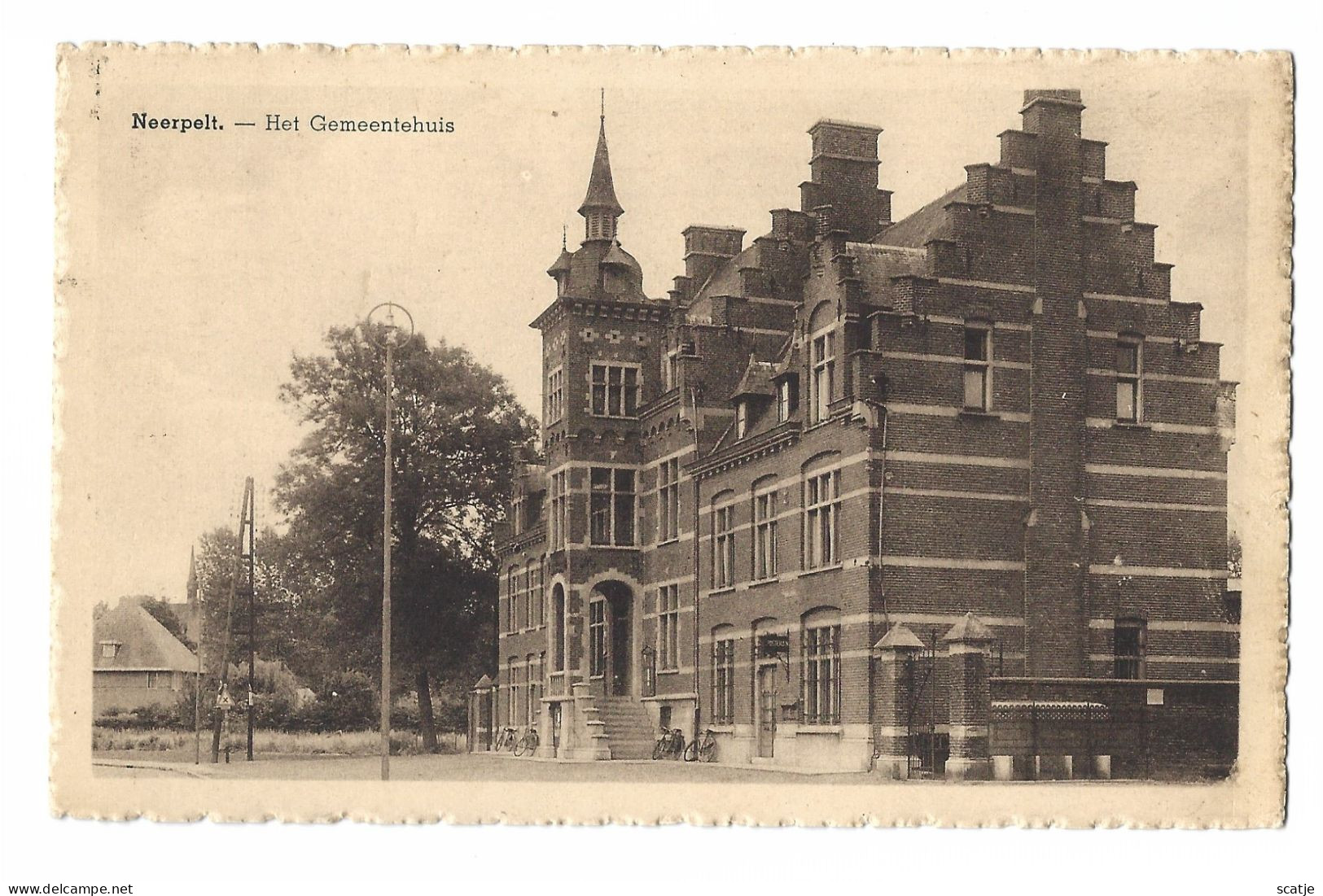 Neerpelt.   -    Het Gemeentehuis   -   1951   Naar   Antwerpen - Neerpelt