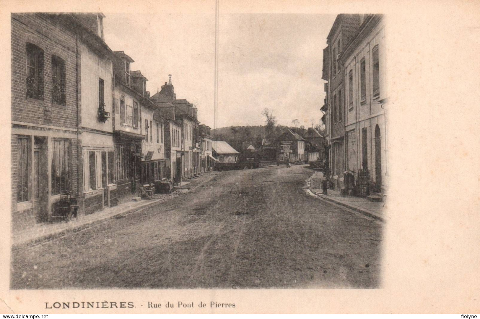 Londinières - Rue Du Pont De Pierres - Londinières