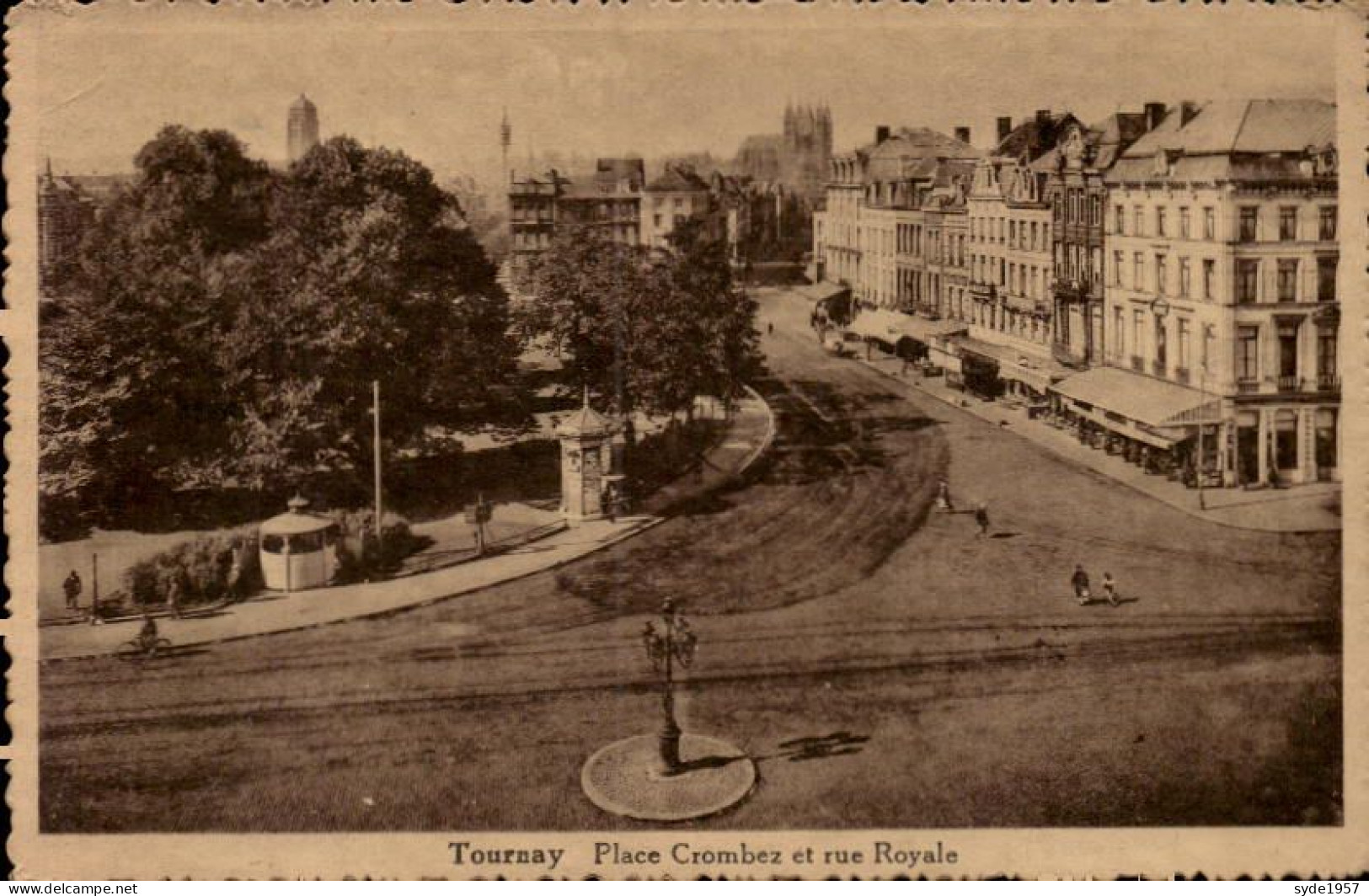 TOURNAI - Tournay, Place Crombez Et Rue Royale - - Doornik