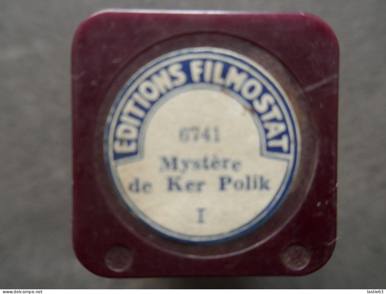 Film Fixe     Editions FILMOSTAT  N° 6741 Mystère De KER POLIK   Boîte En Bakelite - Bobinas De Cine: 35mm - 16mm - 9,5+8+S8mm