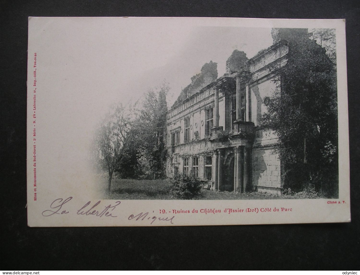 Ruines Du Chateau D'Assier(Lot) Cote Du Parc 1903 - Assier