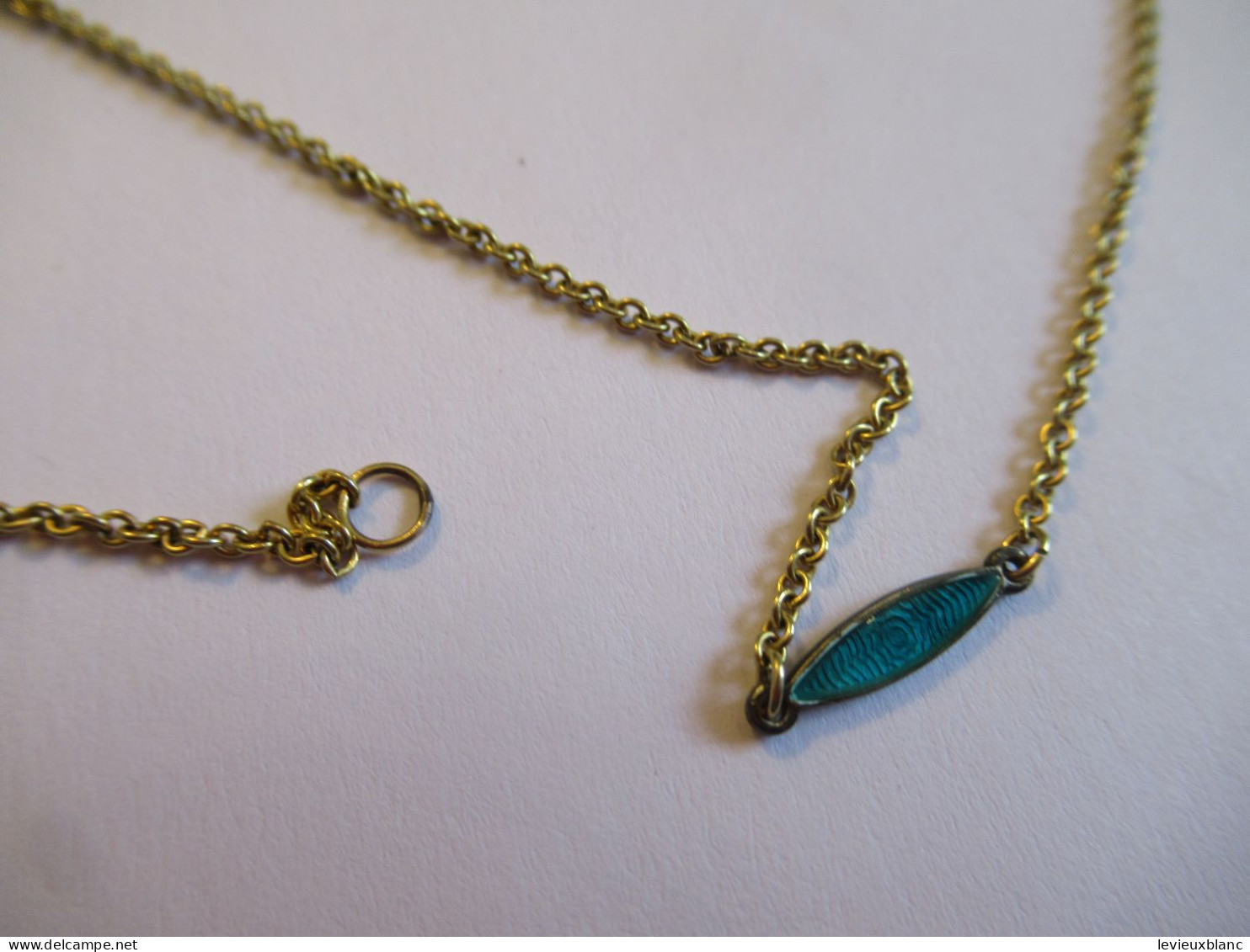 Chaine Cou Pour Pendentif/Avec Maillon émaillé Vert Espacé 5 Cm/ Cuivre / Longueur 70 Cm/ Vers 1970-1980         BIJ159 - Necklaces/Chains