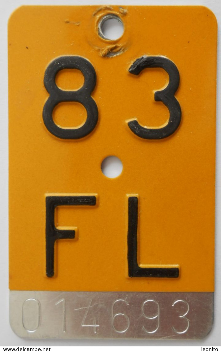 Mofanummer (Velonummer) Liechtenstein FL 83, Gelb - Plaques D'immatriculation