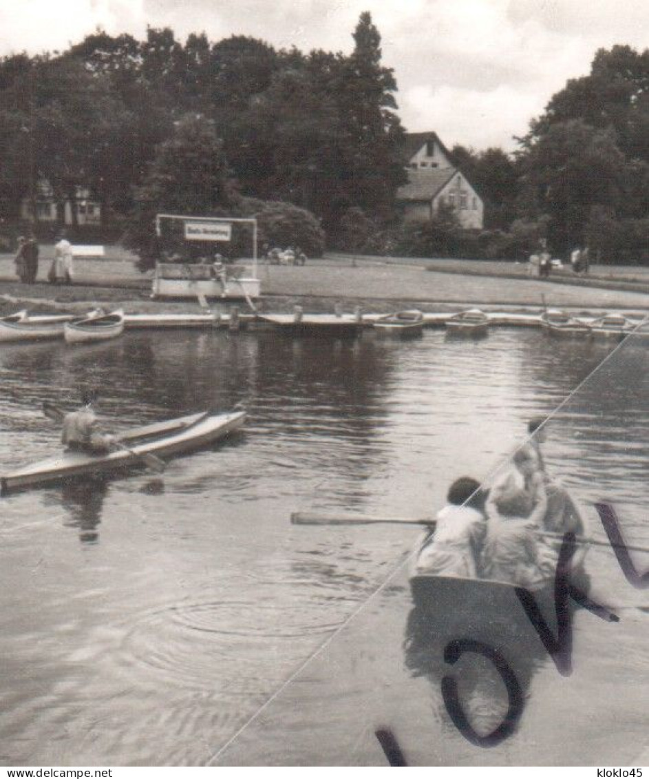 BAD ZWISCHENAHN Bootshafen Im Strandpark - Animé Promenade En Barque Location De Canoés - CPSM W. Hans Klocke - Bad Zwischenahn