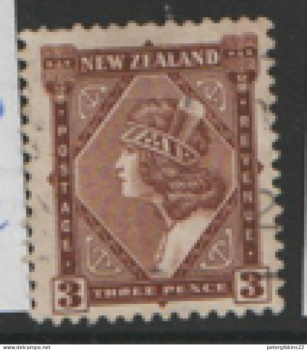 New  Zealand  1936  SG  582  3d  Perf 14x13.1/2  Fine Used  - Usados