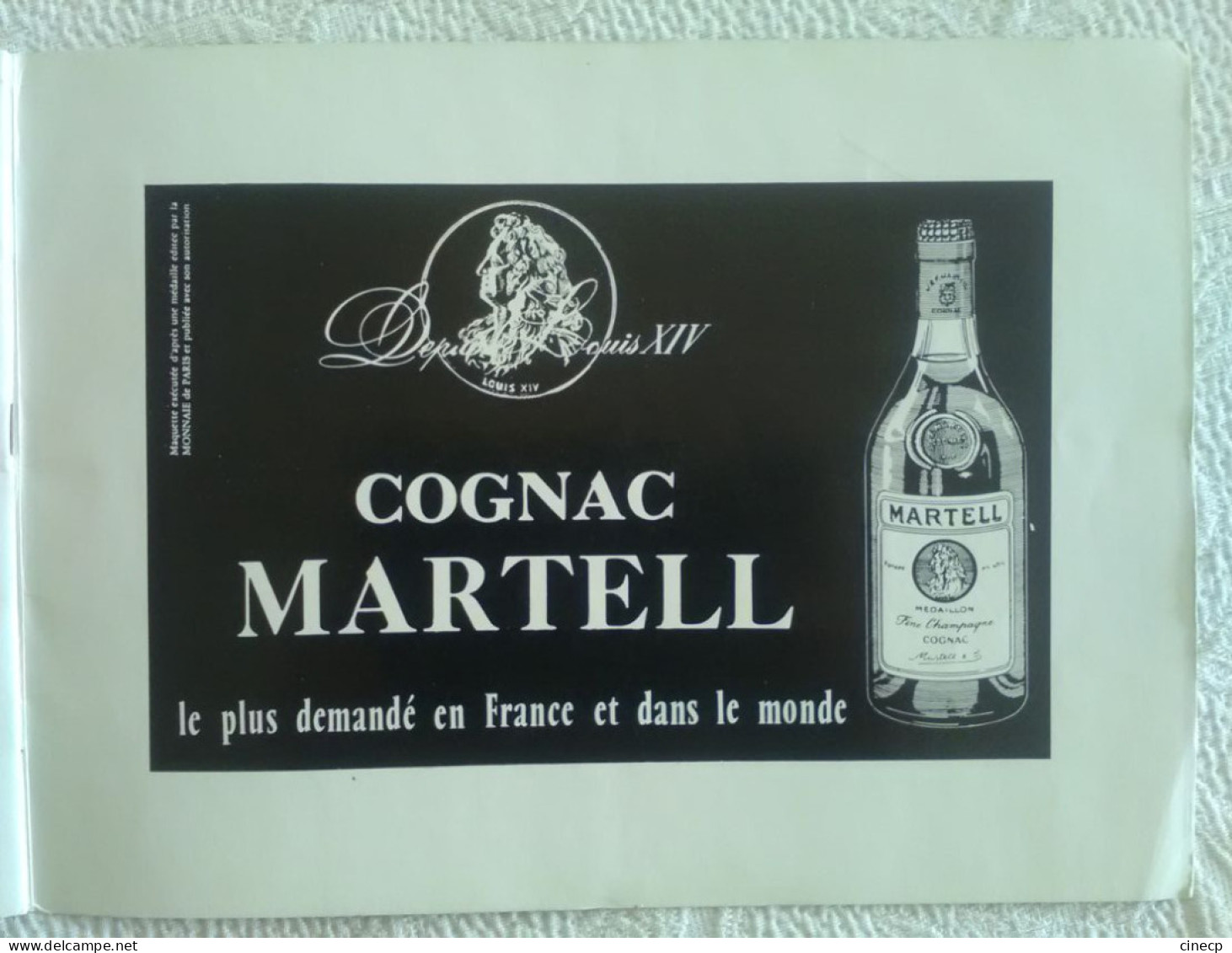 PROGRAMME DE CONCERT ORIGINAL CHANTEUR Récital 1963 Yves MONTAND Tournée internationale superbes photos publicité parfum