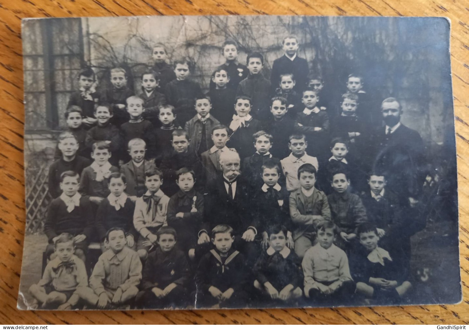 Ecole, Groupe D’élèves, écoliers Et Leurs Maitres, Professeurs Peut être à Chailley Ou Ses Environs - Carte Photo - Schulen