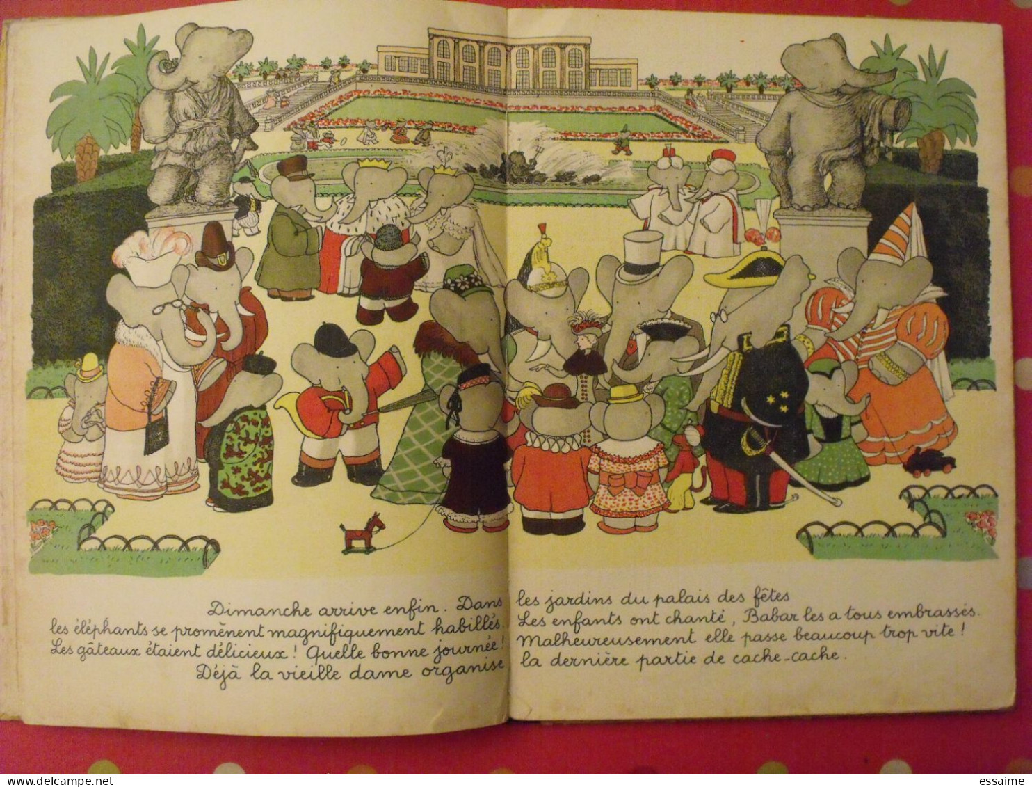 Le roi Babar. Jean de Brunhoff. Albums Babar Hachette 1950. toilé bleu