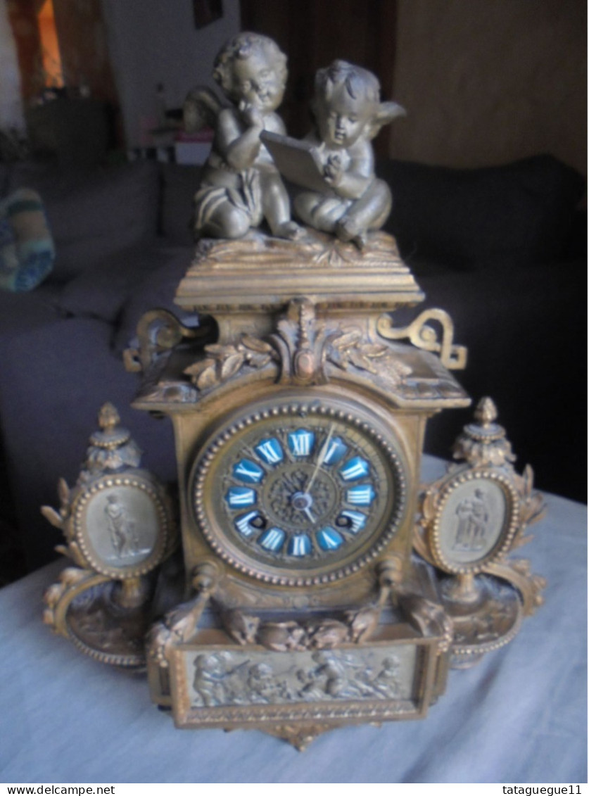 Ancien - Pendule/horloge De Table En Bronze P. Marti & Cie XIXe Siècle (A Restaurer) - Wandklokken