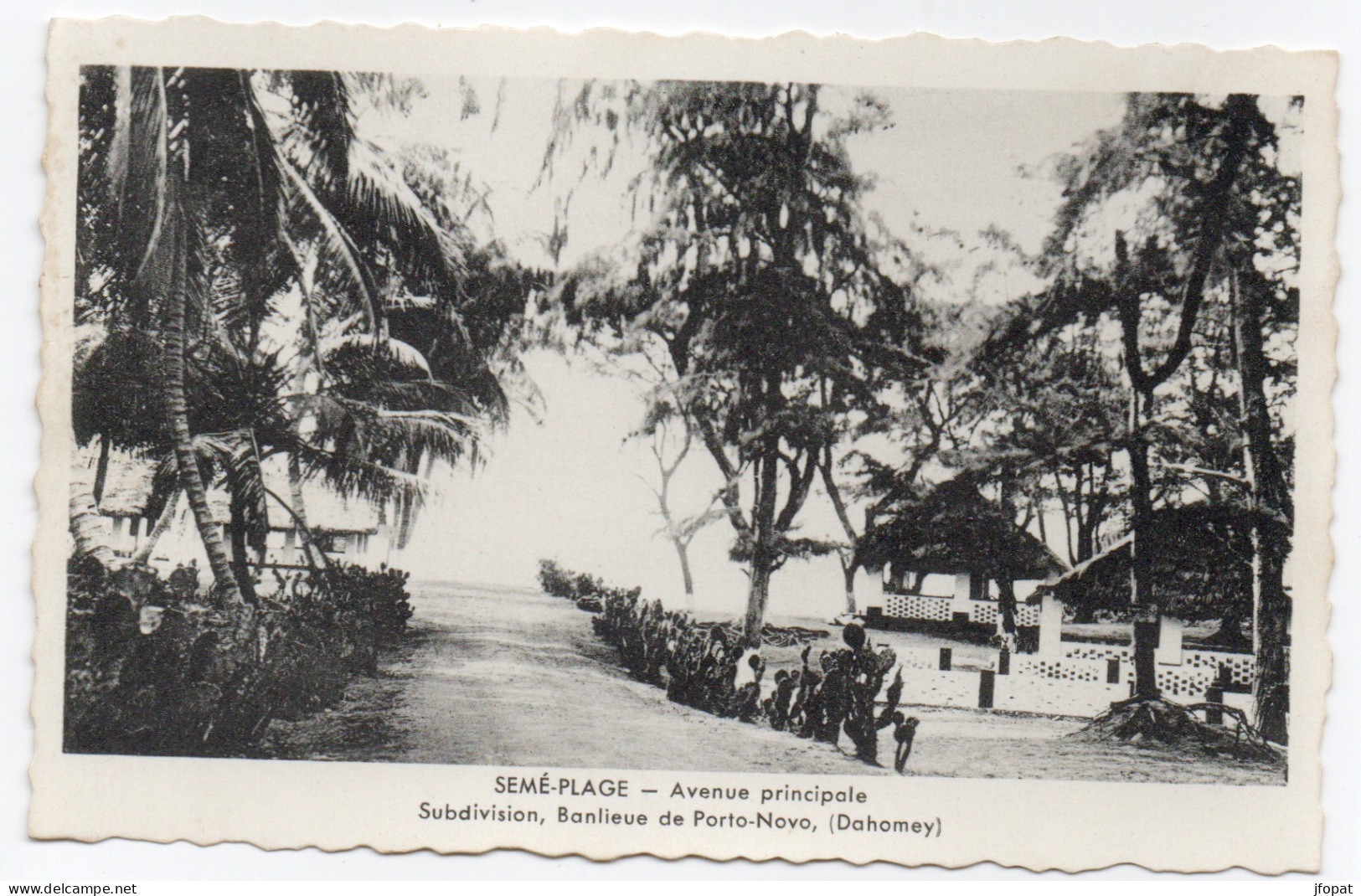 BENIN - SEME PLAGE Avenue Principale... (voir Description) - Benin