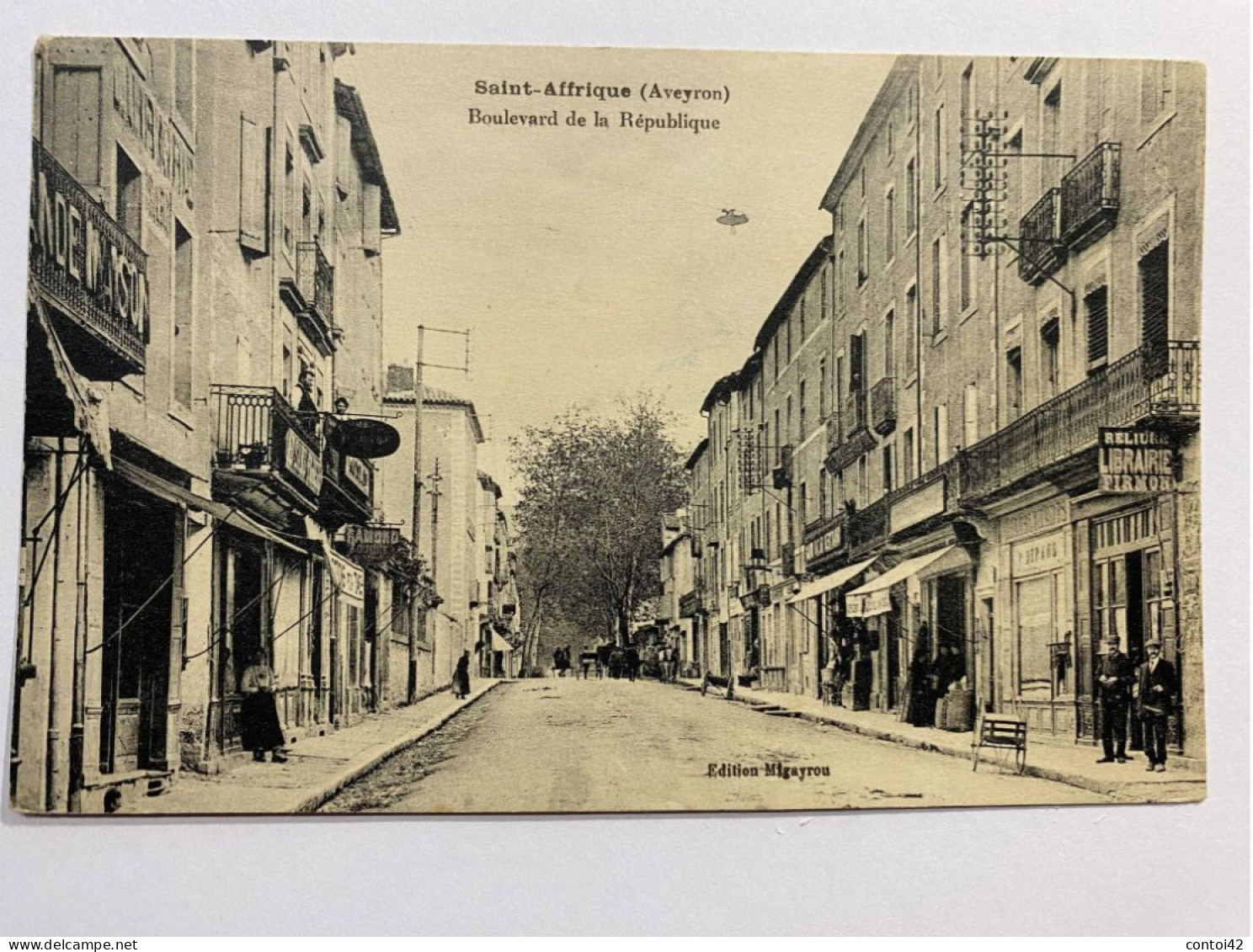 12 SAINT-AFFRIQUE BOULEVARD DE LA REPUBLIQUE LIBRAIRIE DEVANTURES COMMERCES ANIMATION AVEYRON - Saint Affrique