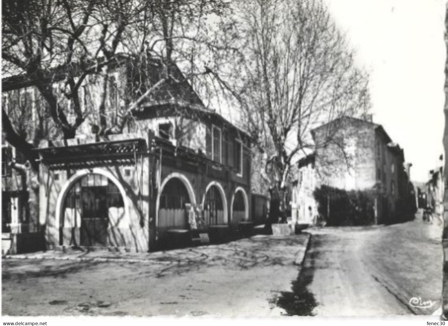 83 La Roquebrussanne Var L'Hotel De La Loube Et La Grande Rue - La Roquebrussanne