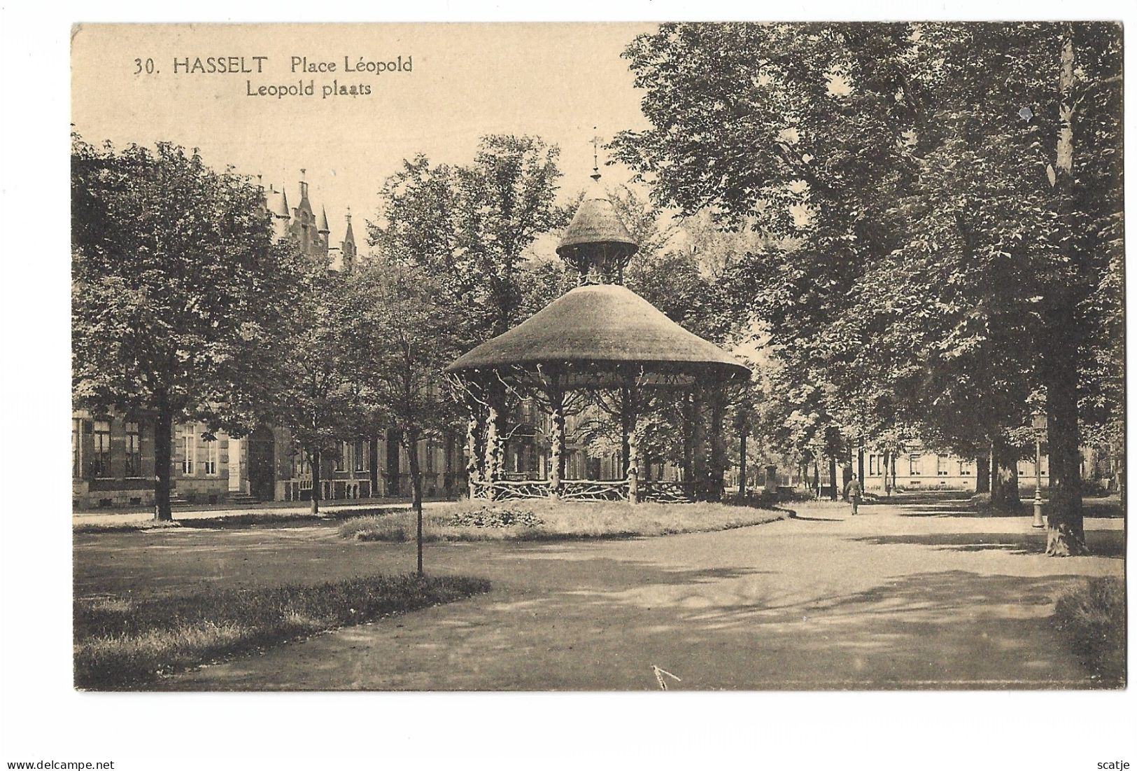 Hasselt.   -    Place Léopold   -   1925    Naar   Anvers - Hasselt