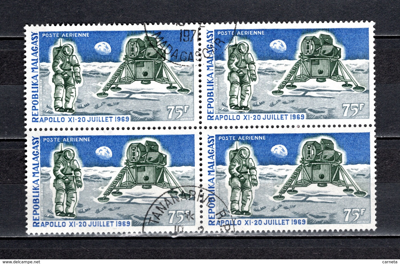 MADAGASCAR   PA  N° 112  EN BLOC DE QUATRE TIMBRES  OBLITERES   COTE 2.40€   ESPACE APOLLO XI - Madagascar (1960-...)