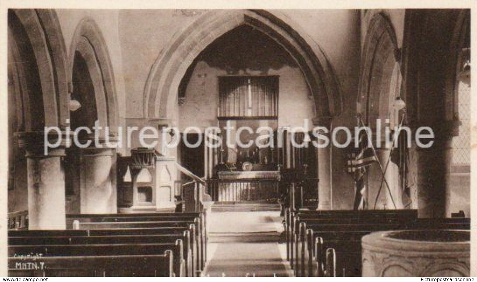 MANTON CHURCH OLD B/W POSTCARD RUTLAND - Rutland