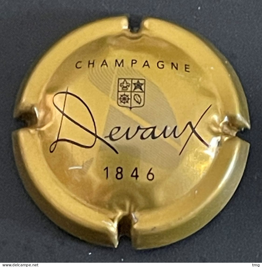 23 - 16 - Devaux, Or-bronze, Gris Et Noir, Sans Carré, 1846 (côte 1,5 Euros) Capsule De Champagne - Devaux