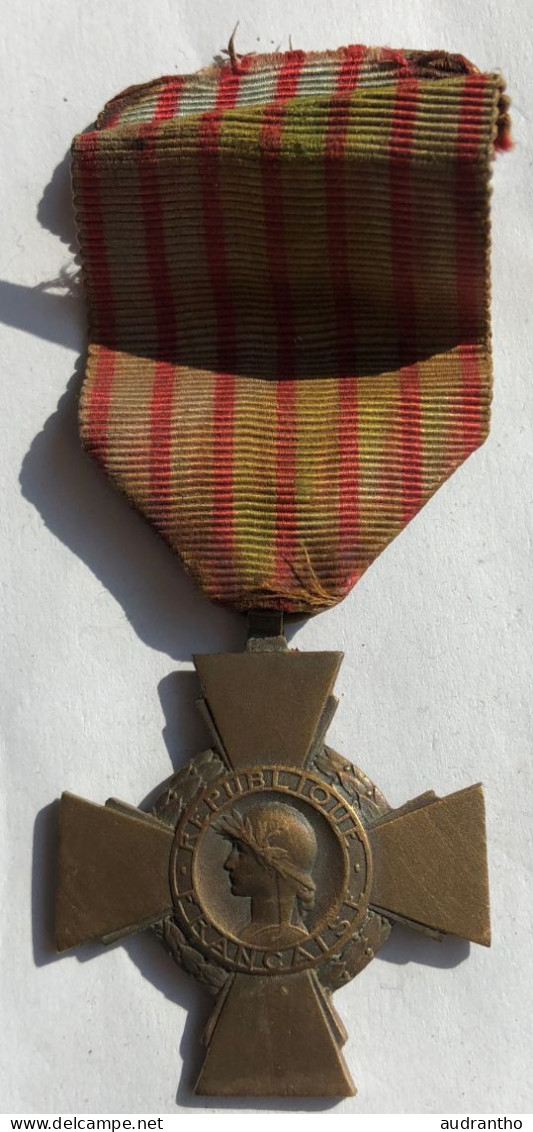 Médaille Croix Du Combattant - Guerre 14-18 WW1 - Francia