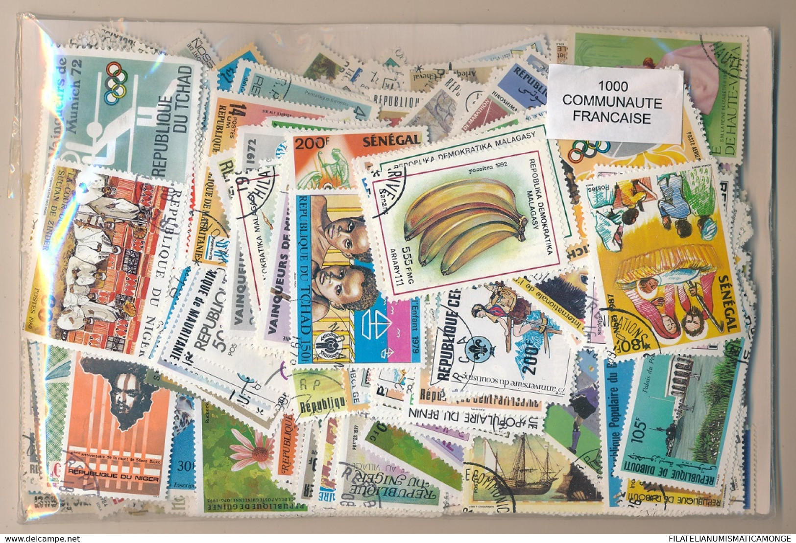  Offer - Lot Stamps - Paqueteria  Colonias Francesas 1000 Sellos Diferentes / C - Vrac (min 1000 Timbres)