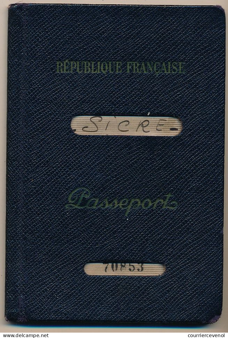 FRANCE - Passeport Délivré à Marseille (B. Du R.) - 1959/1965 - Fiscaux Type Daussy 2000F, 300F,100F + 32,00NF + Visas - Covers & Documents