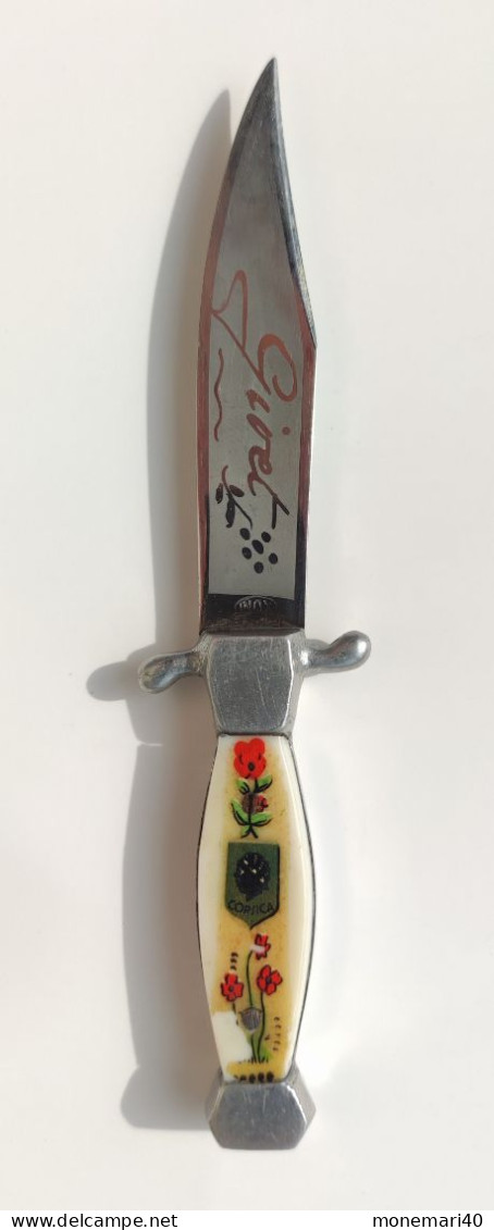 OUVRE-LETTRE Ou COUPE-PAPIER - SOUVENIR DE GIVET - CORICA. - Briefopener