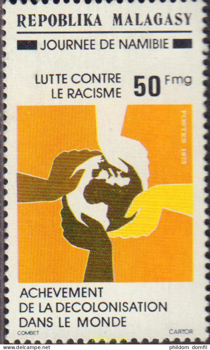 594755 MNH MADAGASCAR 1975 LUCHA CONTRA EL RACISMO - Madagascar (1960-...)