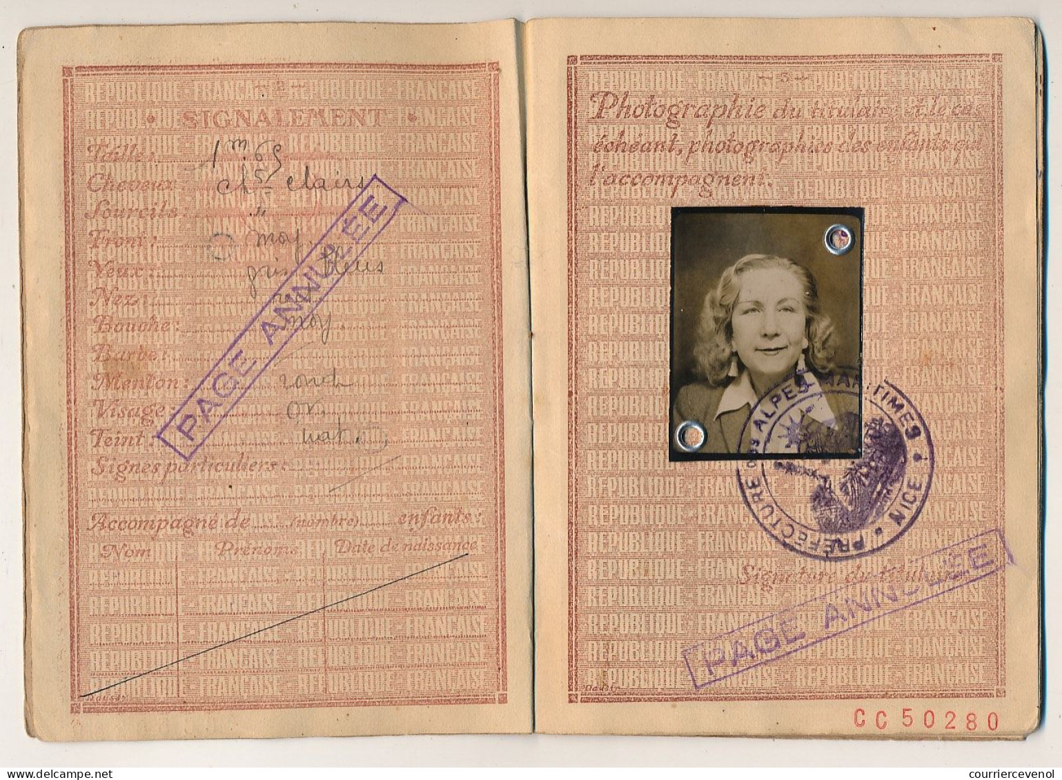 FRANCE - Passeport Délivré à NICE - 1949/1951 - 60F + Complément Tarif 1946 / Fiscal Renouvellement 700 F + Visas Divers - Brieven En Documenten