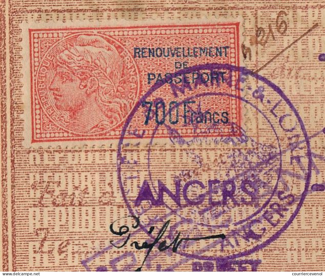 FRANCE - Passeport Délivré à NICE - 1949/1951 - 60F + Complément Tarif 1946 / Fiscal Renouvellement 700 F + Visas Divers - Covers & Documents