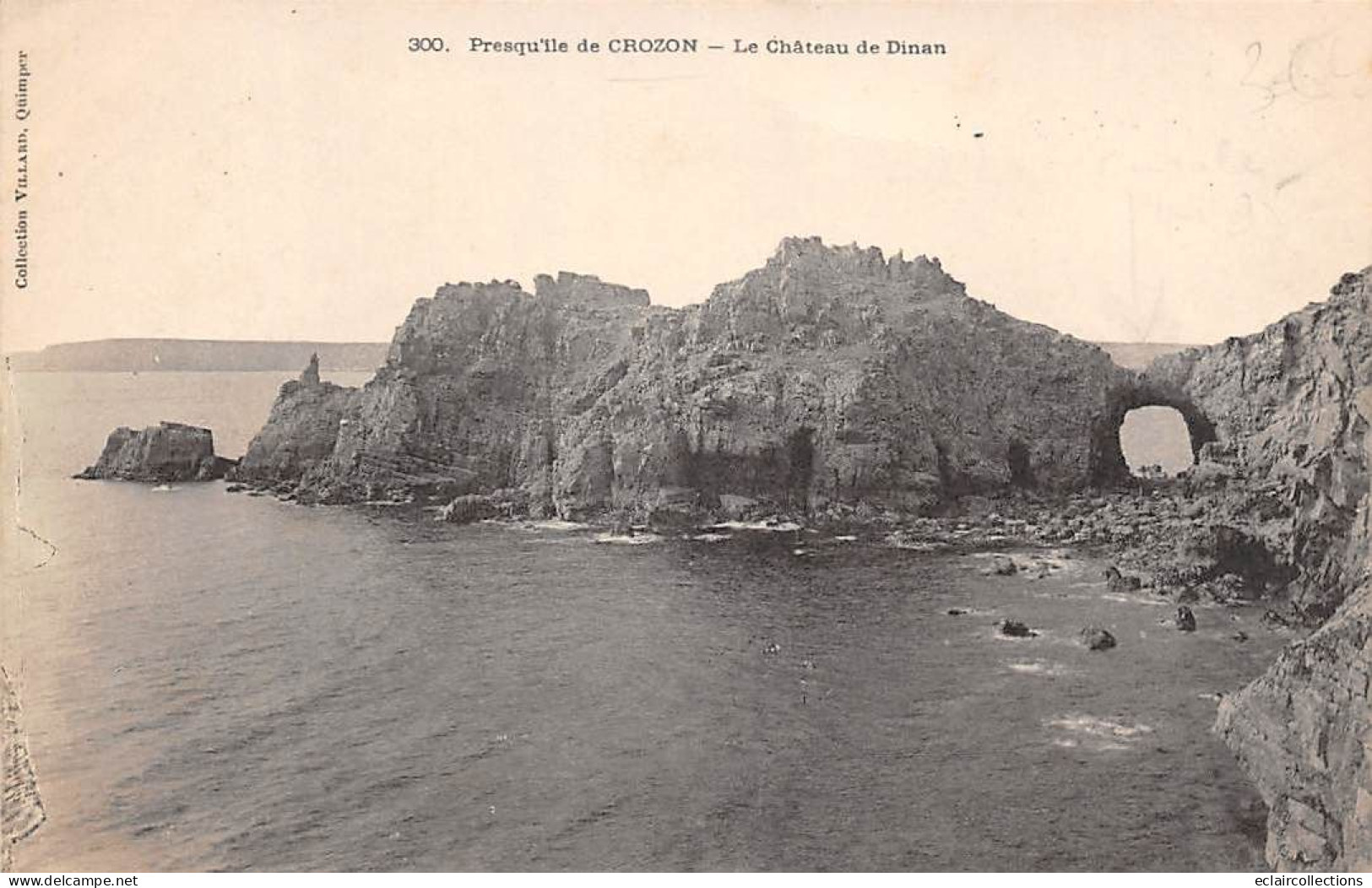 Crozon-Morgat       29      Le Château De Dinan     N° 300     (voir Scan) - Crozon