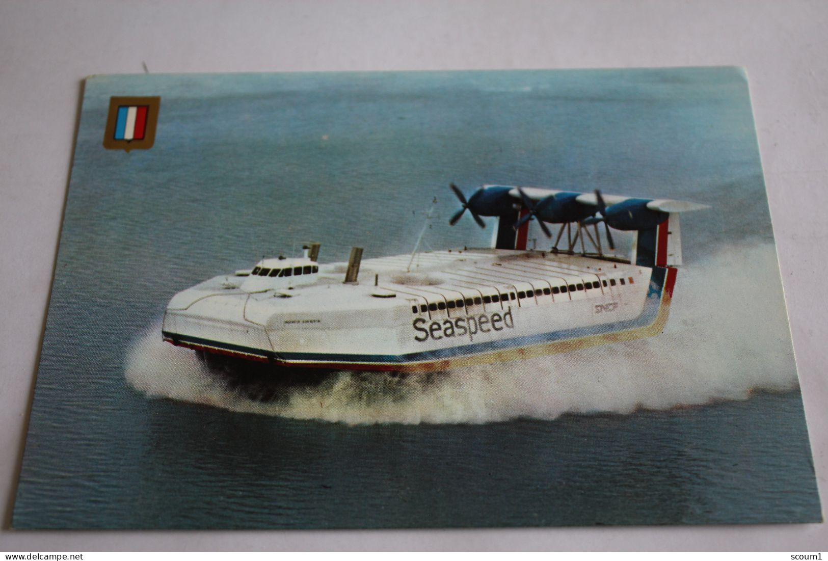 L'aéroglisseur  " Ingénieur Jean Bertin" Appartenant à La S.N.C.F - Hovercraft