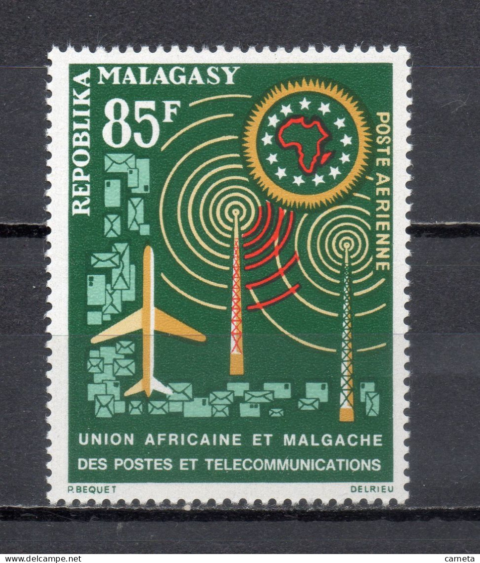 MADAGASCAR  PA  N° 92   NEUF SANS CHARNIERE  COTE 2.00€    UAMPT - Madagascar (1960-...)