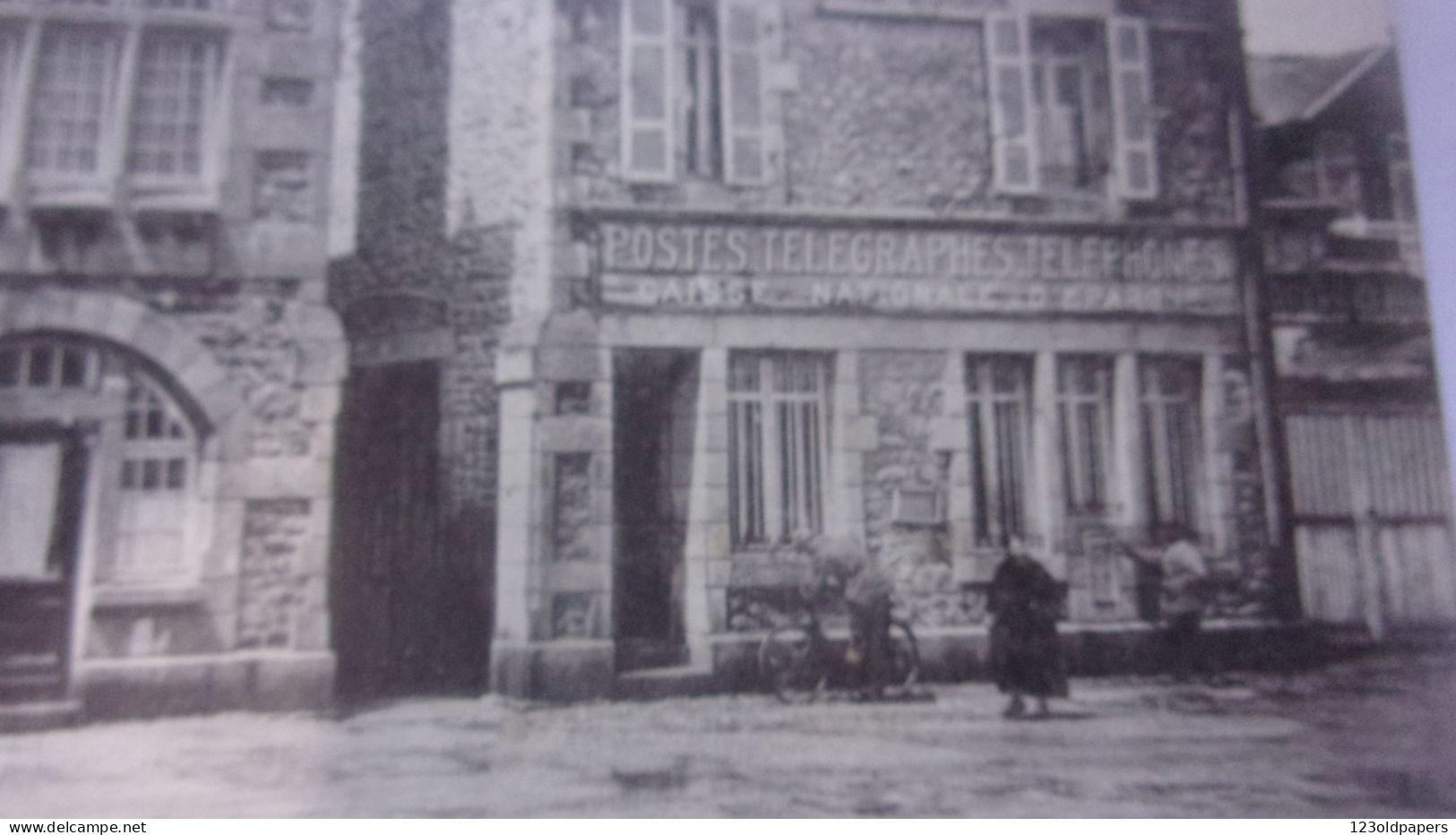 22 RARE PAIMPOL LA POSTE ET GRAND HOTEL POMPE ESSENCE COMMERCE - Paimpol