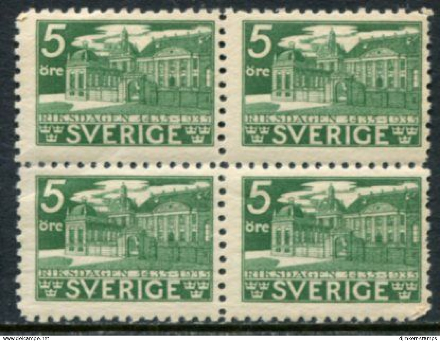 SWEDEN 1935 500th Anniversary Of Parliament 5 Öre Perforated All Round Block Of 4 MNH / **.  Michel 221B - Nuevos