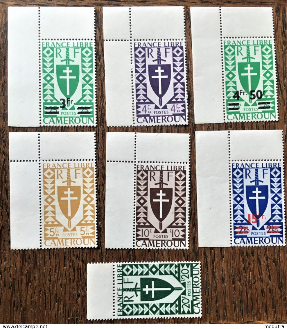 Cameroun France Libre Lot De 23 Timbres Neufs Entre 249 Et 262 + Entre 266 Et 273 (souches : Voir Photos) - Cameroun (1960-...)