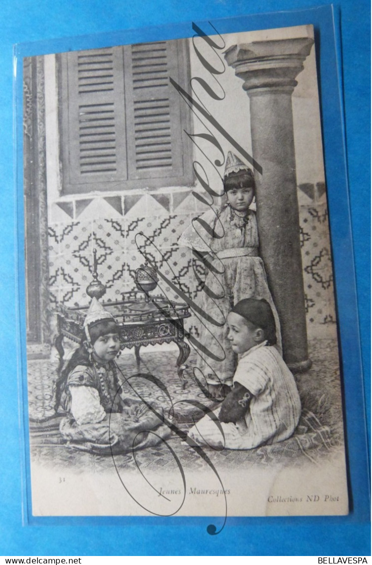 Beau Lot 33 x  CARTES POSTALE /CPA -femme Vrouwen Tunis Alger Folklore