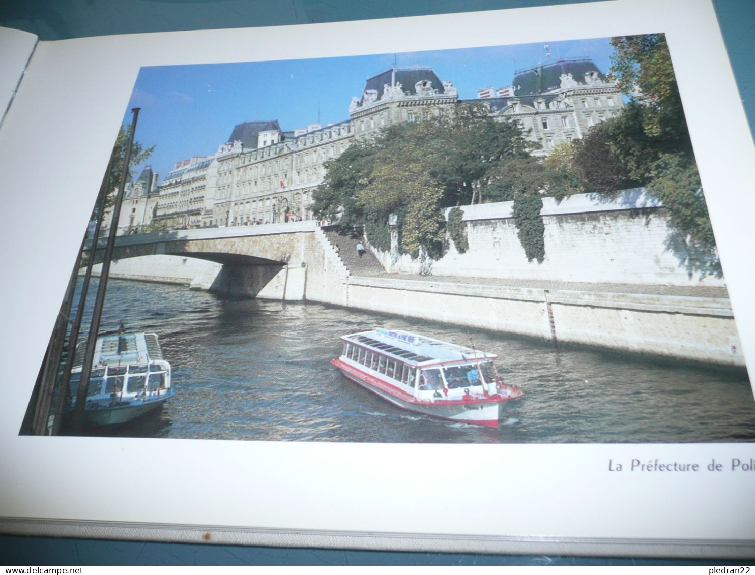 EN GUISE DE SURVOL...PHOTOGRAPHES DE LA PREFECTURE DE POLICE DE PARIS PHOTOGRAPHIES EN COULEURS ANNEES 1970/80 ? - Ile-de-France