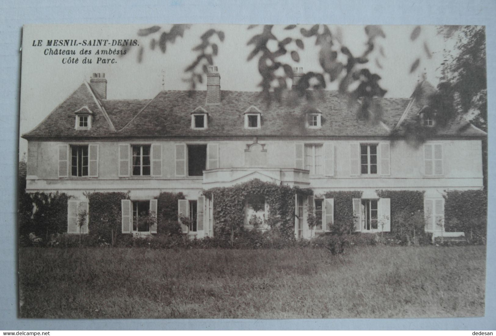 Cpa Le Mesnil St Denis Château Des Ambesis Côté Du Parc - TER50 - Le Mesnil Saint Denis