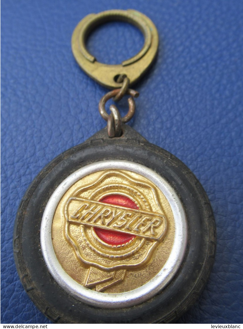 Porte-Clés Ancien/Automobile/CHYSLER/Royal Garage , Paris /Métal Et Plastiquel/Vers 1960-1970       POC560 - Key-rings