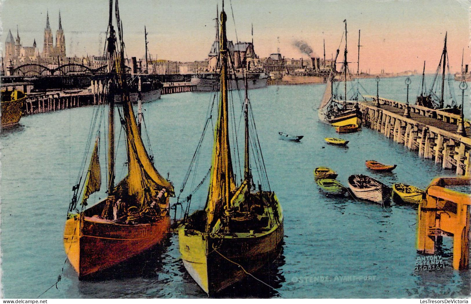 BELGIQUE - OSTENDE - Avant Port - Carte Postale Ancienne - Oostende