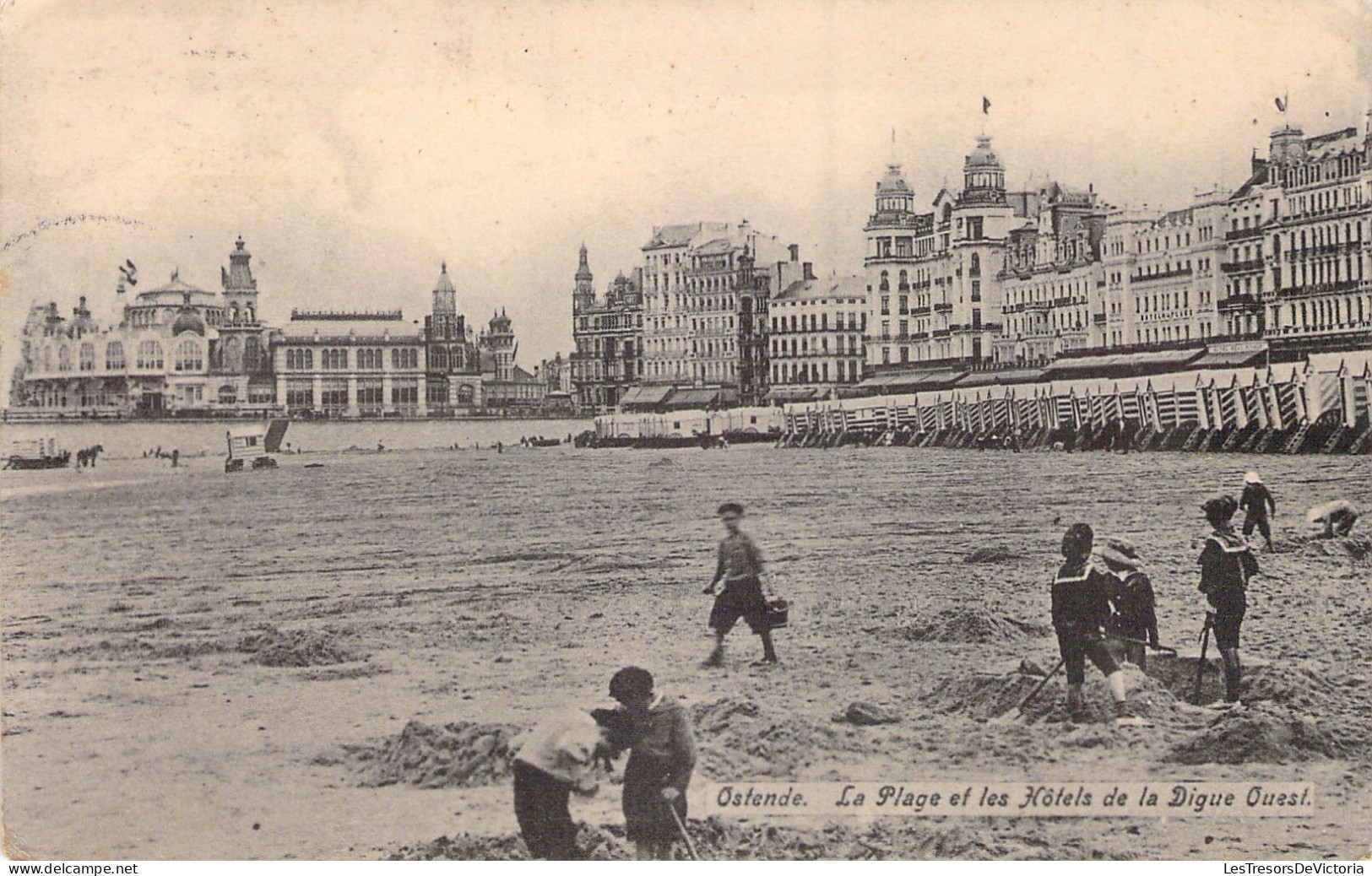 BELGIQUE - OSTENDE - La Plage Et Les Hôtels De La Digue Ouest - Carte Postale Ancienne - Oostende