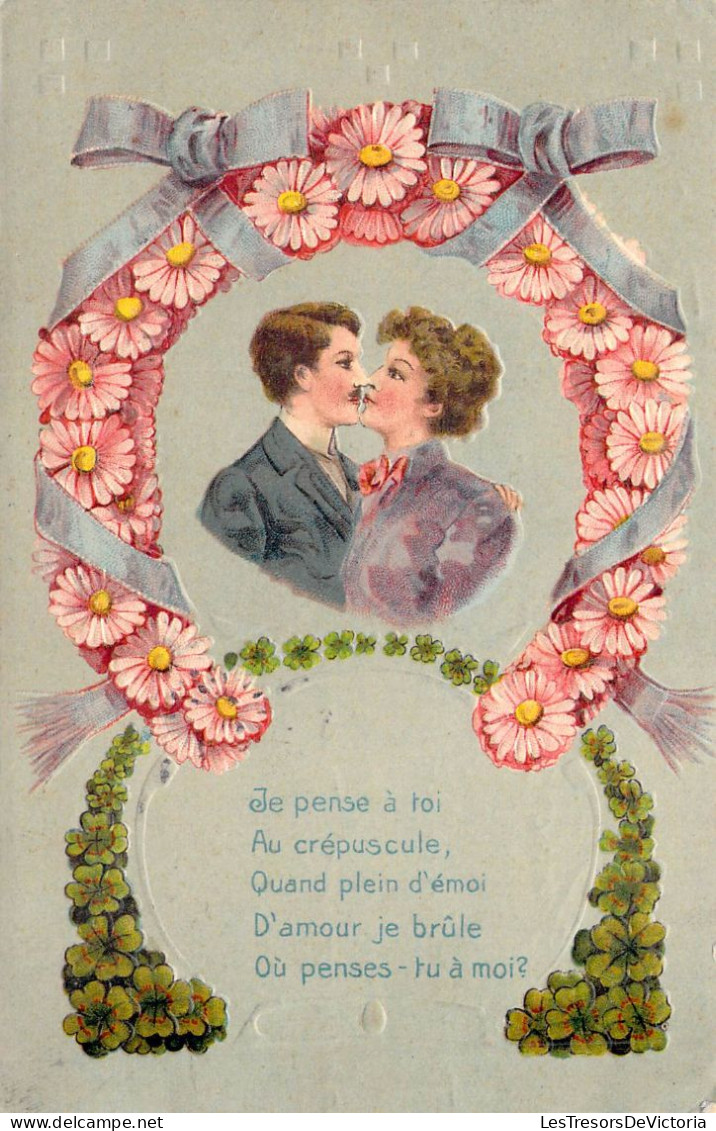 COUPLES - Homme Et Femme S'embrasse - Je Pense à Toi Au Crépuscule - Carte Postale Ancienne - Couples