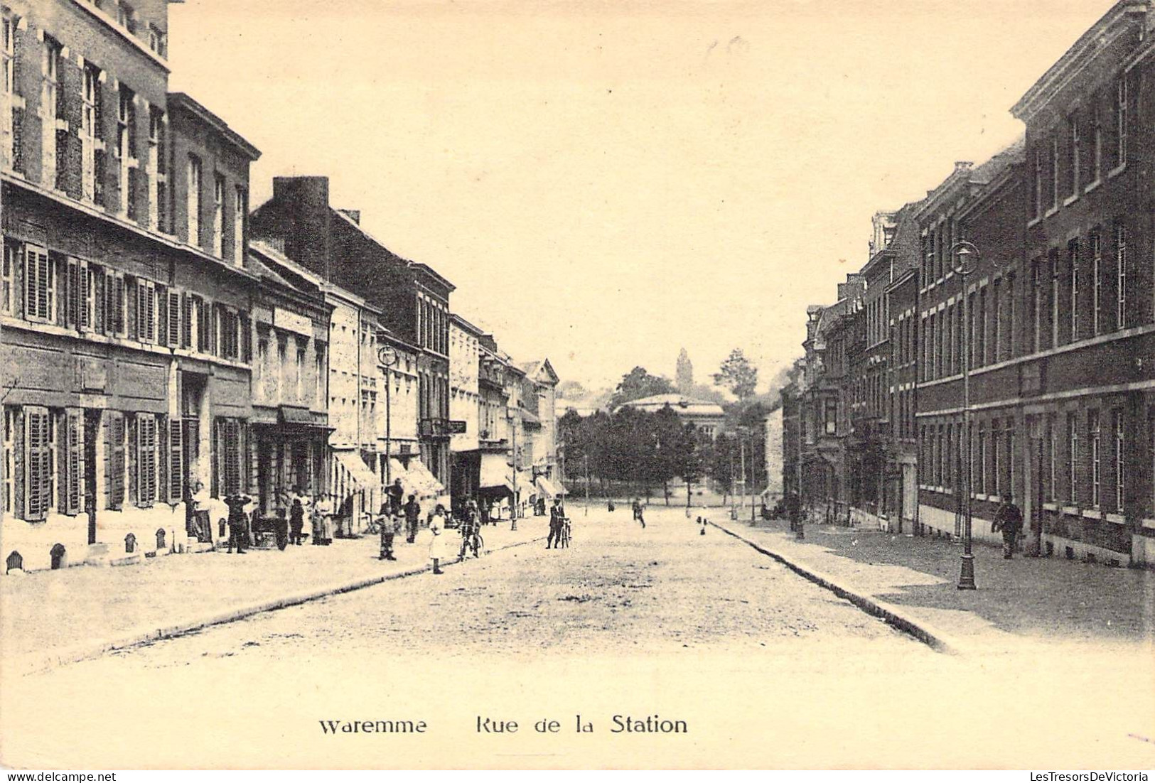 Belgique - Waremme - Rue De La Station - Animé - Edit. Jeanne -  Carte Postale Ancienne - Borgworm