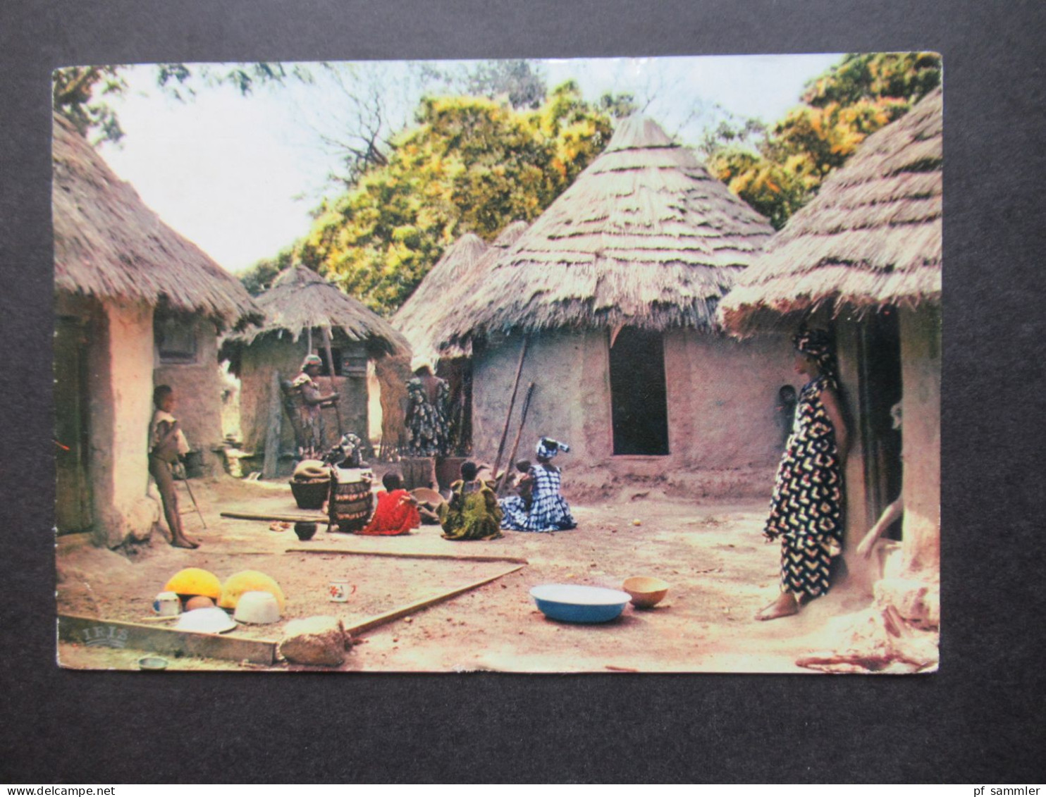 AK 1970 Kongo / Congo Brazzaville / Africa In Pictures African Village / Village Africain Stempel Pointe Niore Depart - Brazzaville