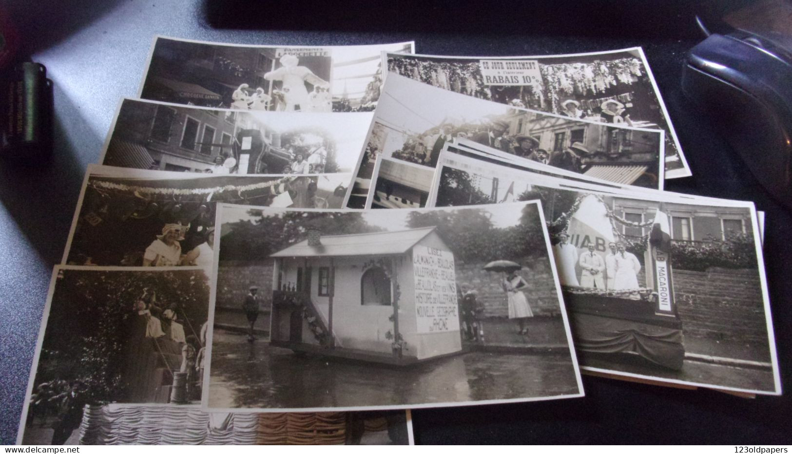 69 RARE  LOT DE 17 CARTE PHOTO VILLEFRANCHE EN BEAUJOLAIS BRADERIE 1932 COMMERCE CHARS PUB - Villefranche-sur-Saone