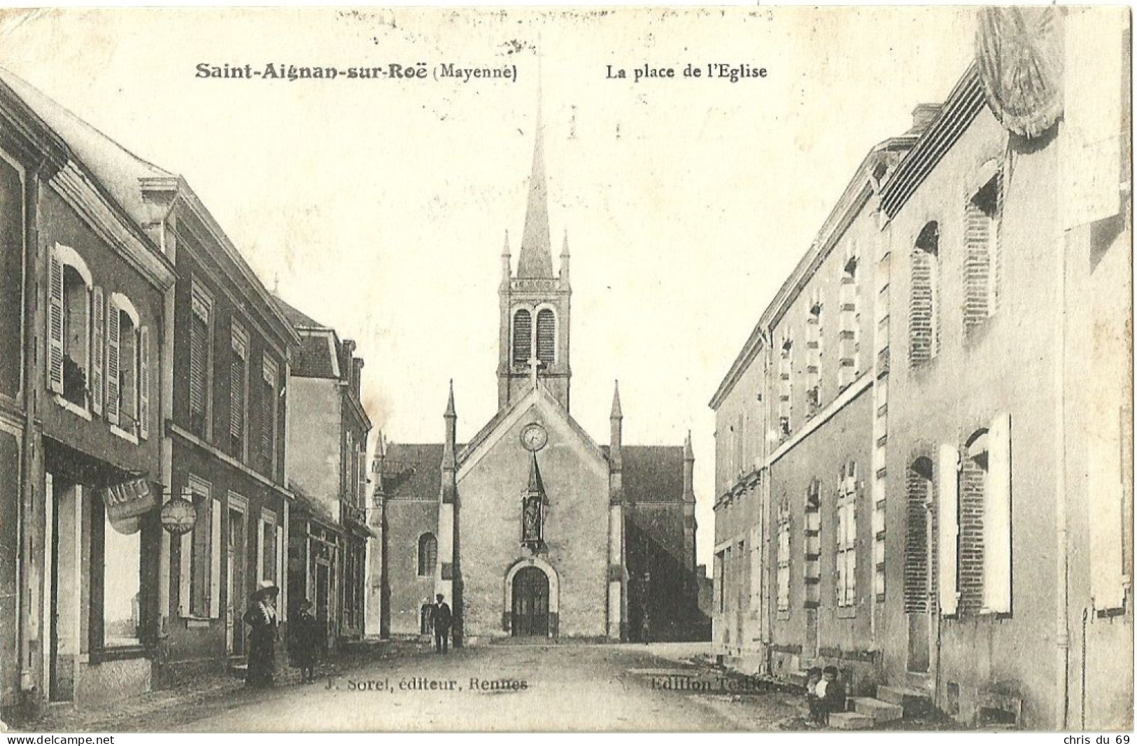 Saint Aignan Sur Roe La Place De L Eglise - Saint Aignan Sur Roe